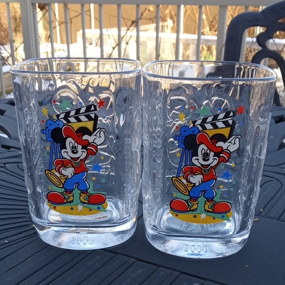 Vintage McDonald's Walt Disney World 2000 Celebration glass - Set Of 2